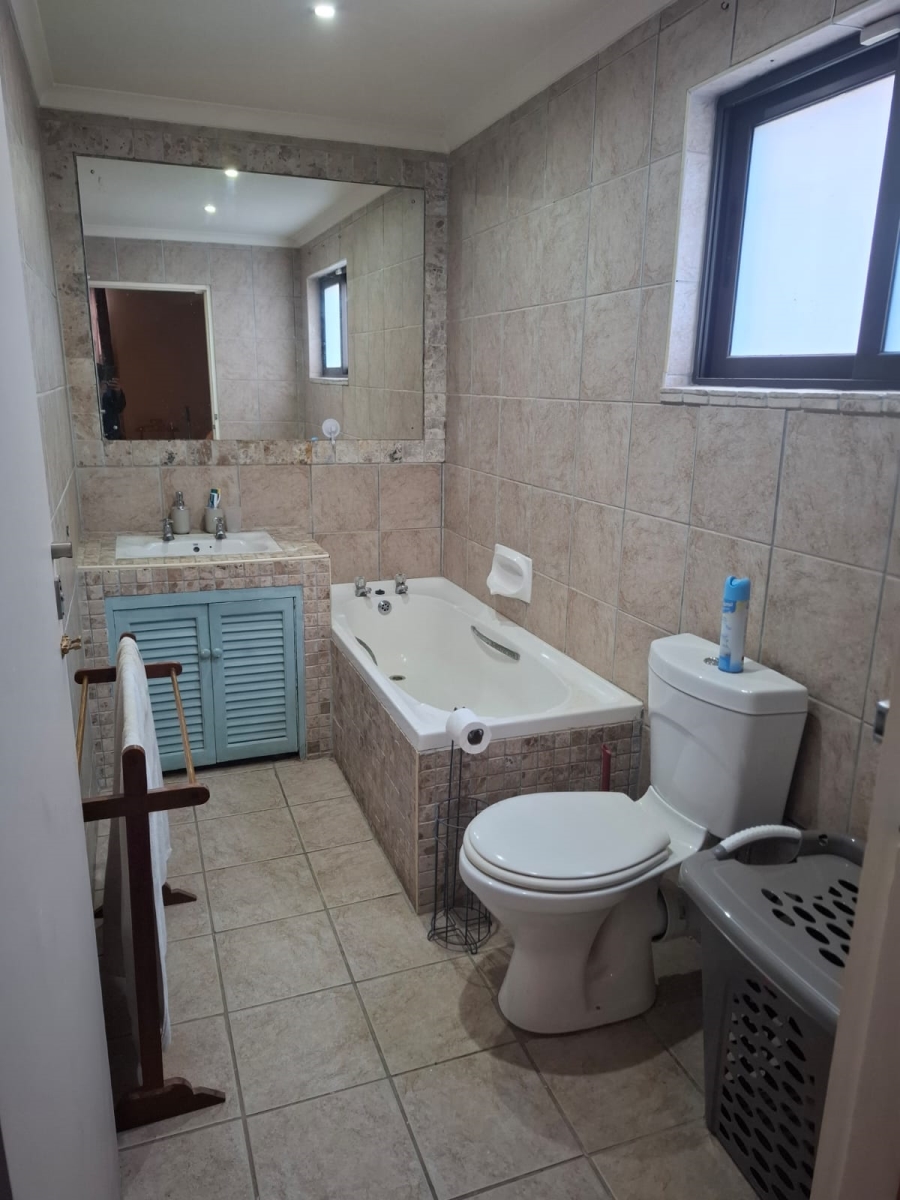 2 Bedroom Property for Sale in Richmond Hill Eastern Cape